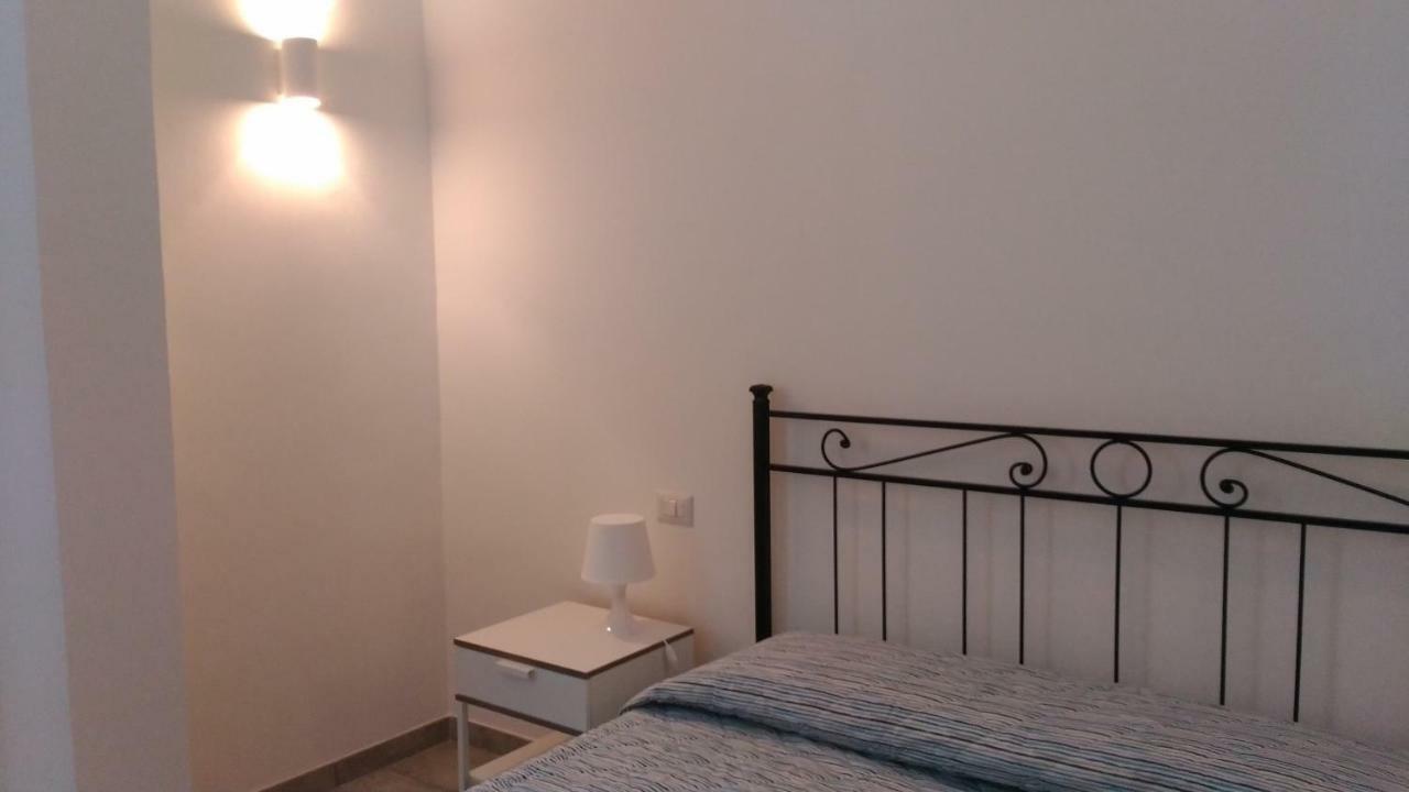 Casa Vacanze Scicli Centro Luaran gambar